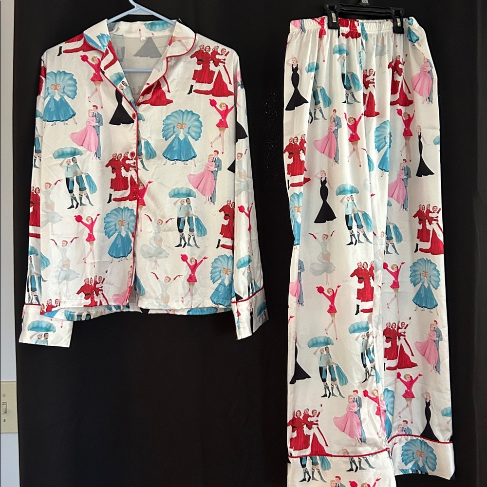 🔥Colorful Patterned silky Pajama Set